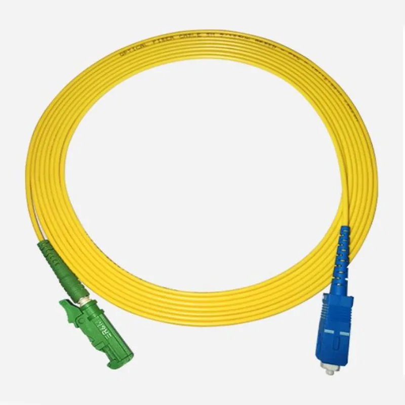 Câble rond de 3 mm E2000 / APC- Cordons de patch SC / UPC